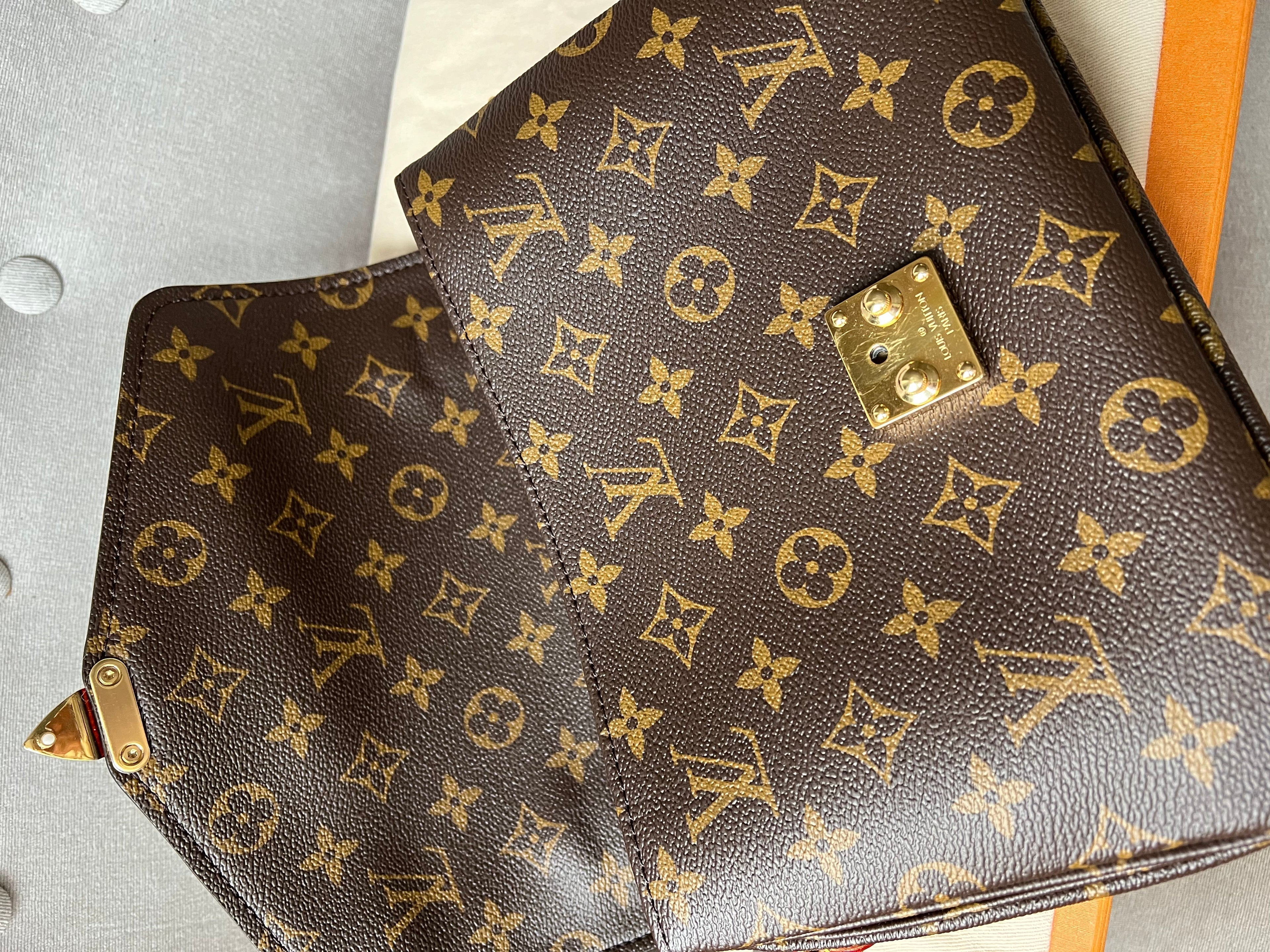 Louis Vuitton Pochette Metis Monogram (RRP £1,970)