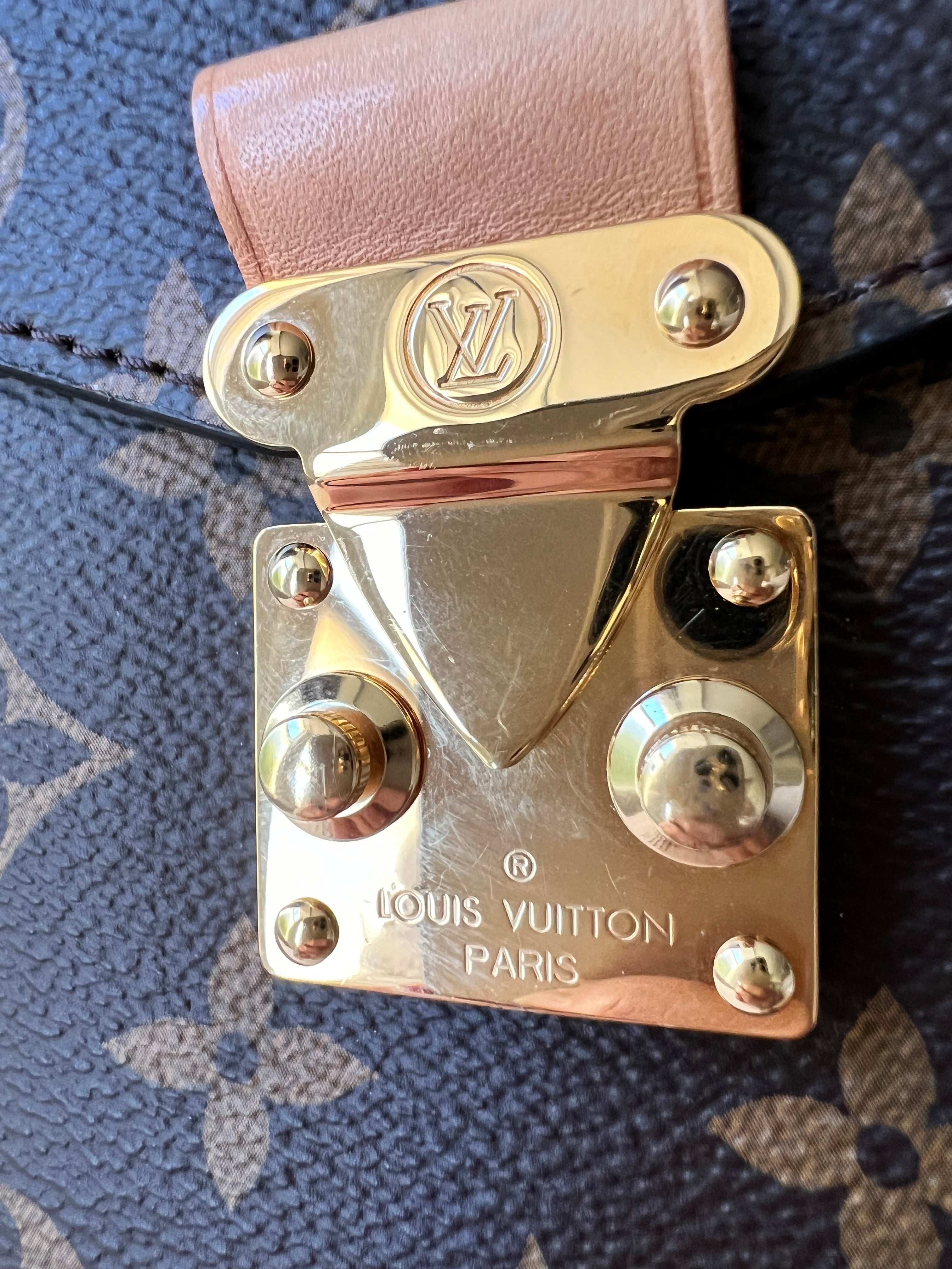 Louis Vuitton Pochette Metis Monogram (RRP £1,970)
