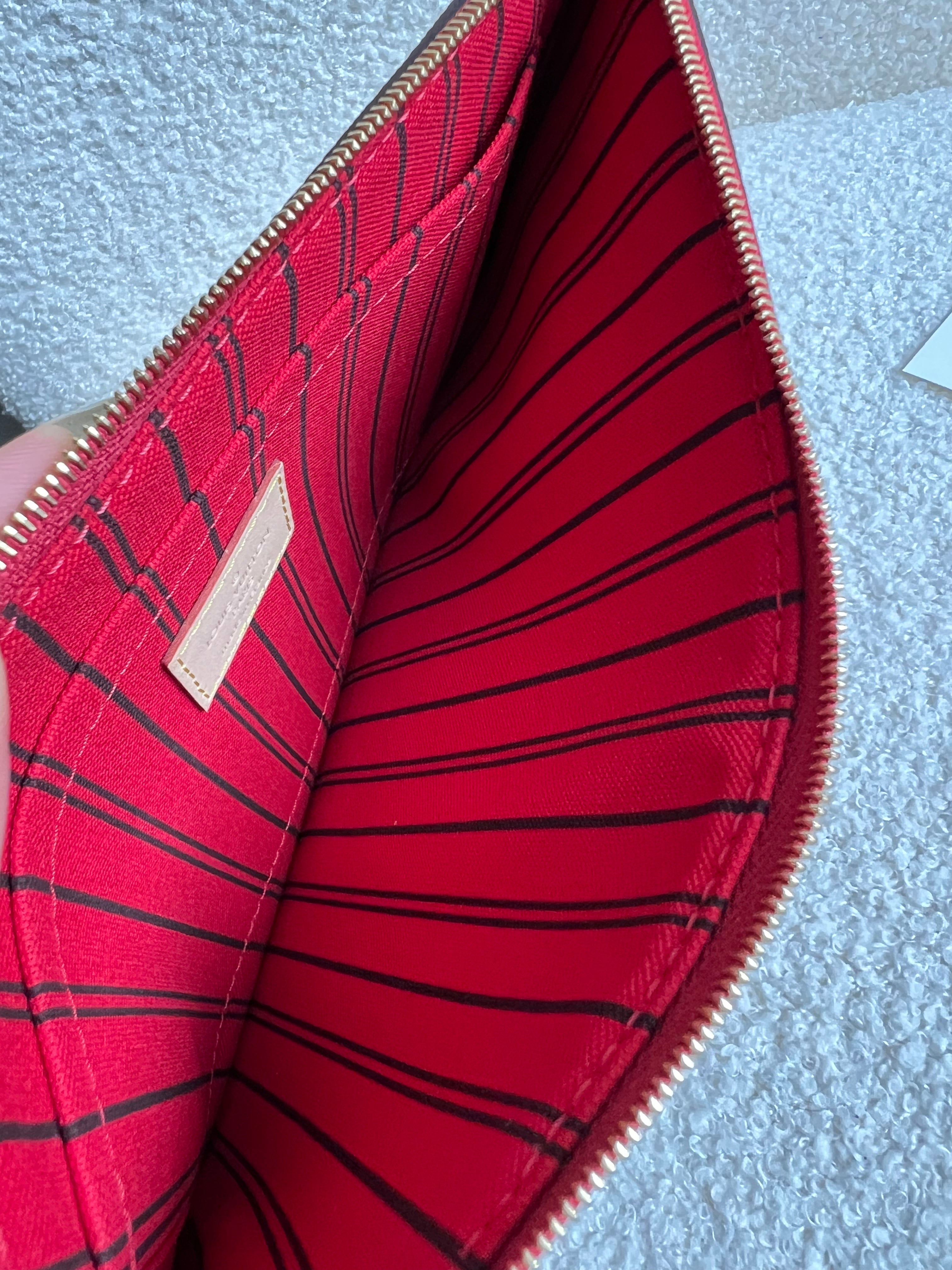 Louis Vuitton Pouch (from Neverfull MM) in Monogram