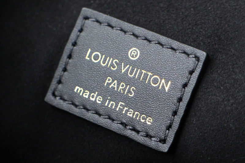 LOV2 Bags - Luxurious Bags  2816