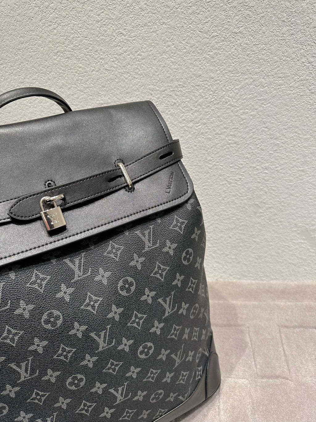 EN - New Arrival Bags LUV 664