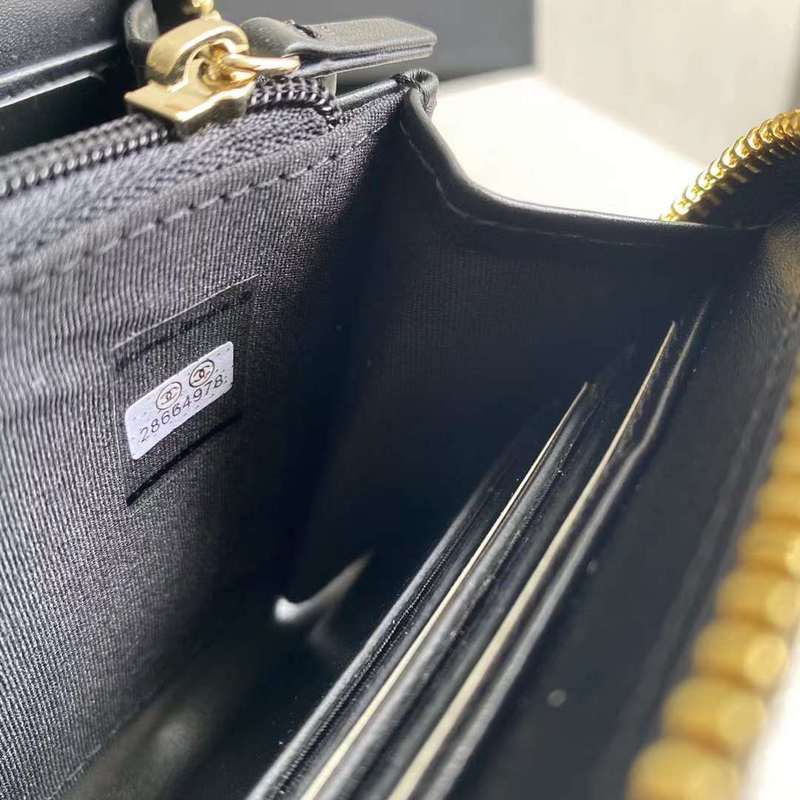 Glami-is - CHL Wallets - 101