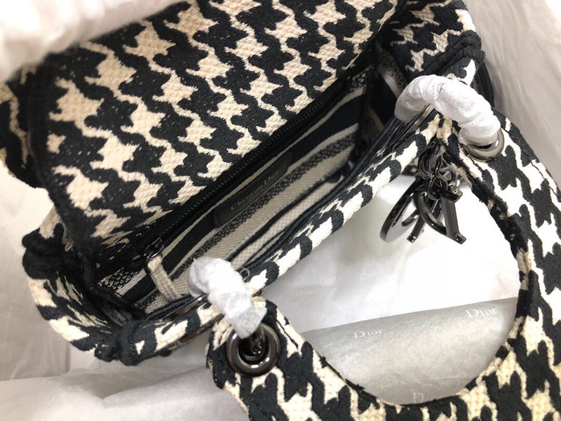 ELE - Dir Bags - 1634