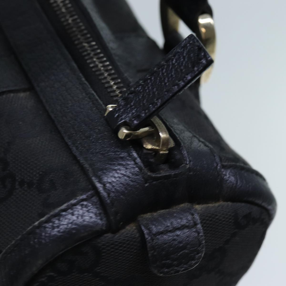 GUCCI GG Canvas Shoulder Bag Black 72519