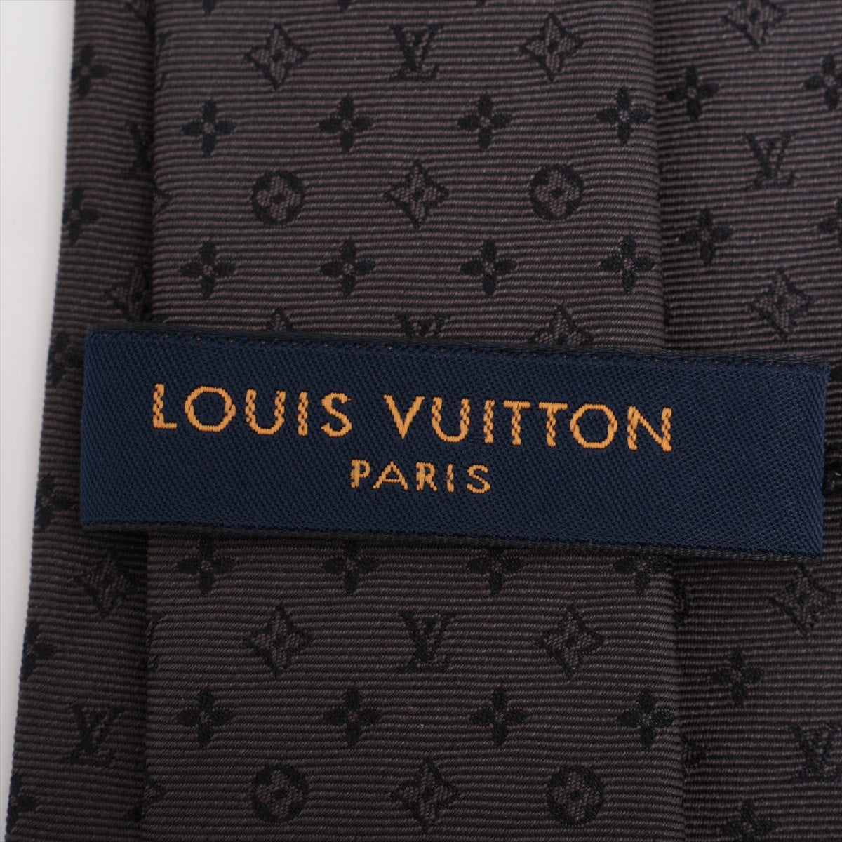 Louis Vuitton M75989 Cravat Neo Monogramim MR4262 Cravat Silk Grey