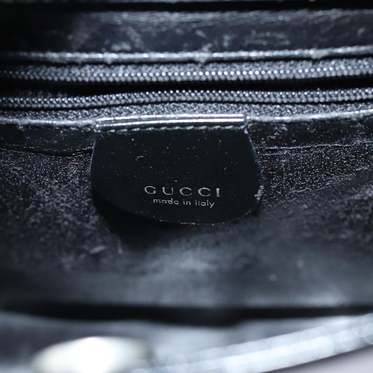 GUCCI Interlocking Shoulder Bag Enamel Black 000 0506 72605