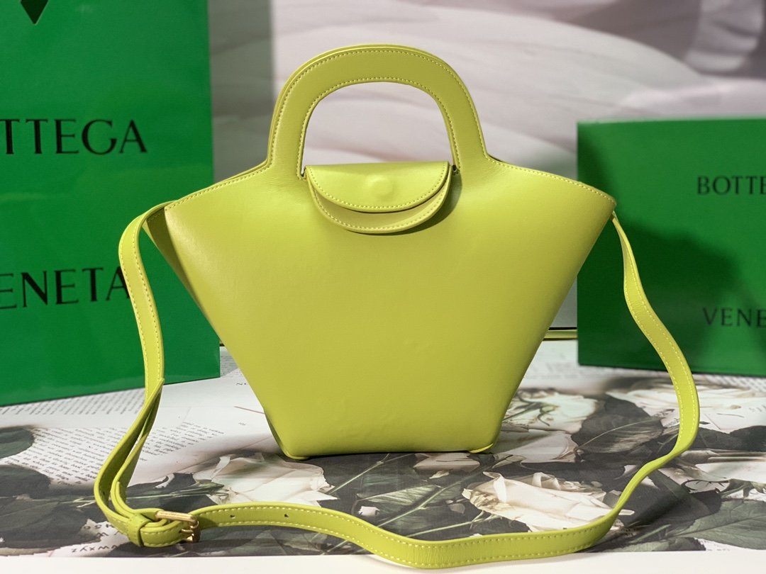GLAMI Handle Bag Yellow, For Women, WomenÃƒÂ¢Ã¢â€šÂ¬Ã¢â€žÂ¢s Bags 12.6in/32cm