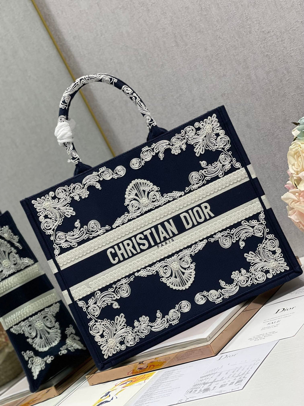 GLAMI MeGLAMIum Book Tote Blue and White Cornely Embroidery, Blue, For Women WomenÃ¢â‚¬â„¢s Handbags, Shoulder Bags, 42cm CD M1286ZTZB_M928