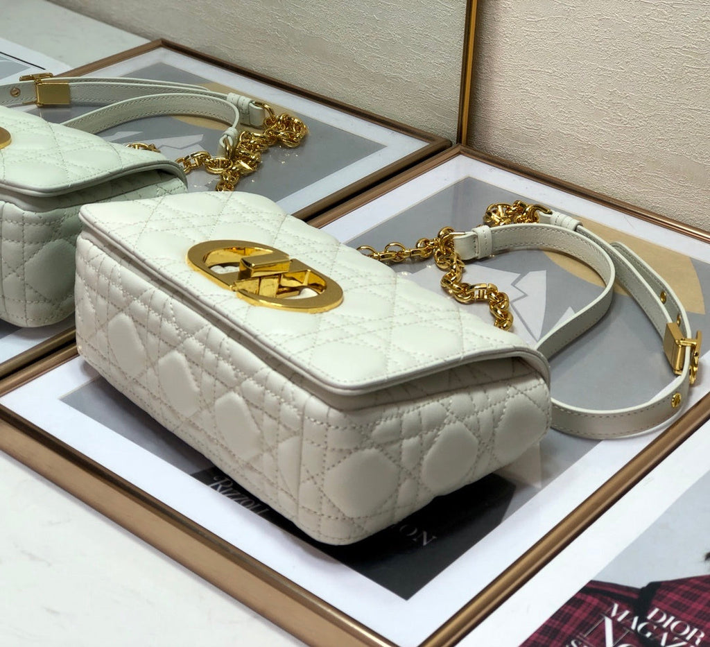 GLAMI Small Caro Bag, White, For Women WomenÃ¢â‚¬â„¢s Handbags, Shoulder Bags, Crossbody Bags, 20cm CD M9241UWHC_M35U