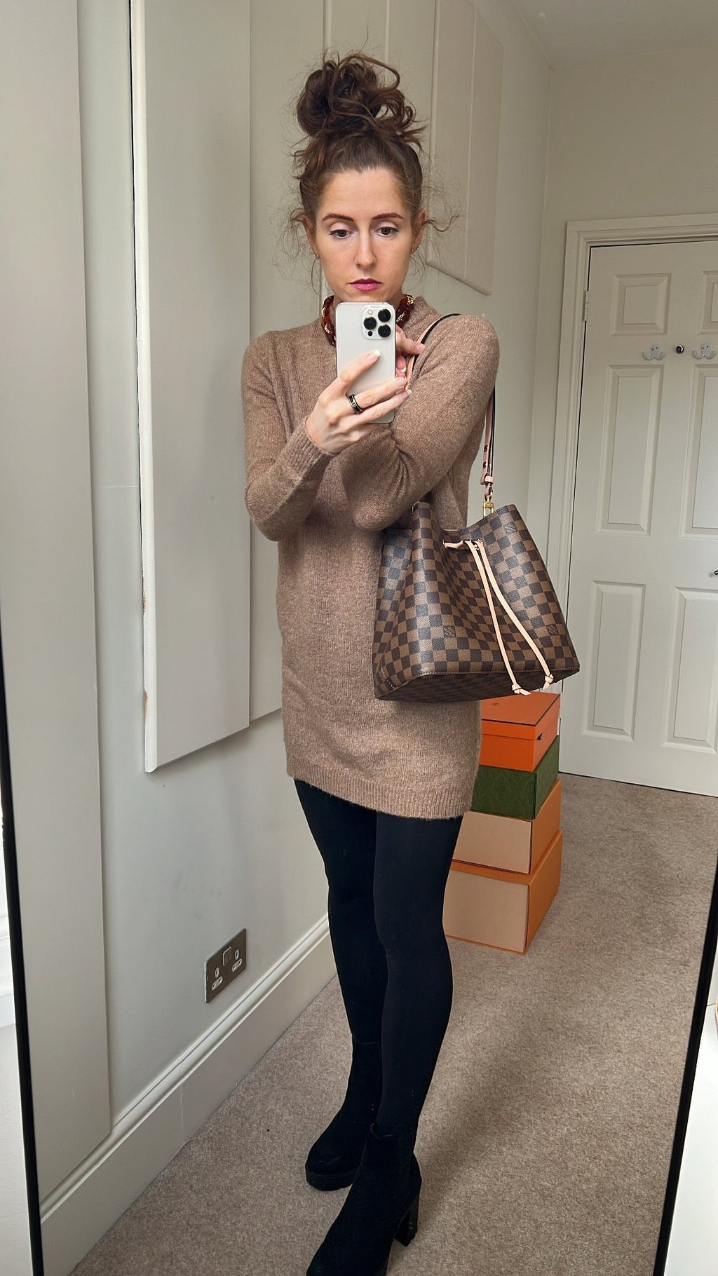 Louis Vuitton Neo Noe Monogram Rose Poudre (RRP £1,560)