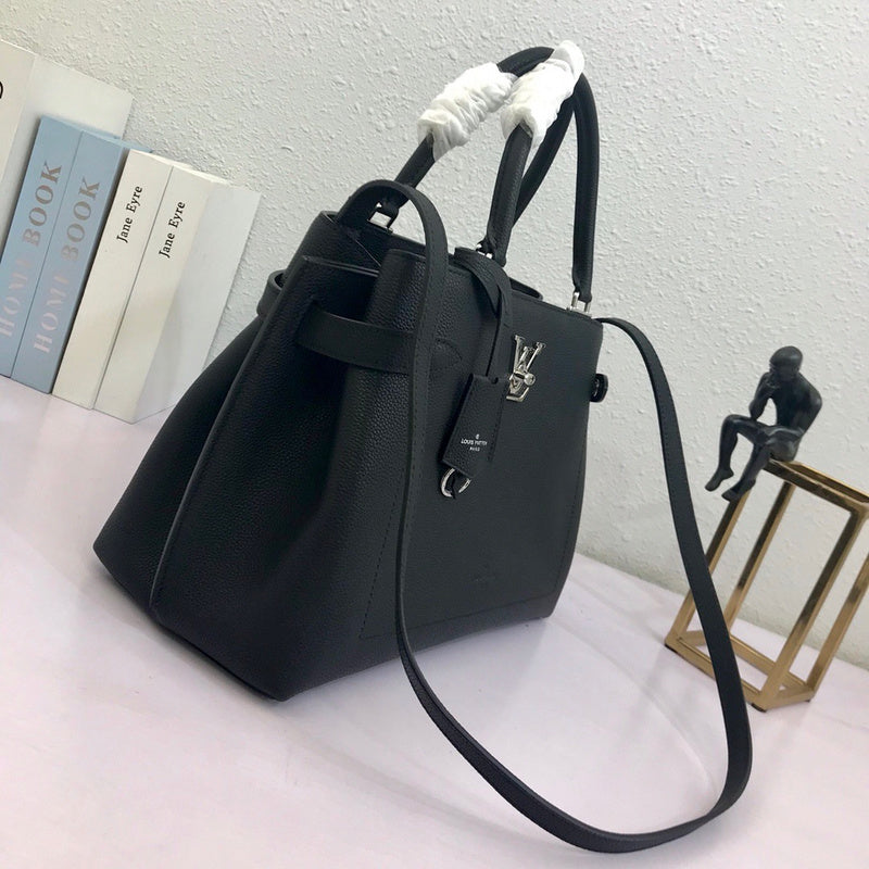 LOV2 Bags - Luxurious Bags  2047