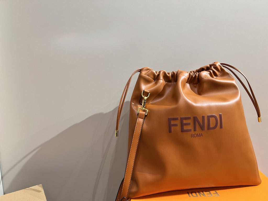 EN - Luxury Bags FEI 281