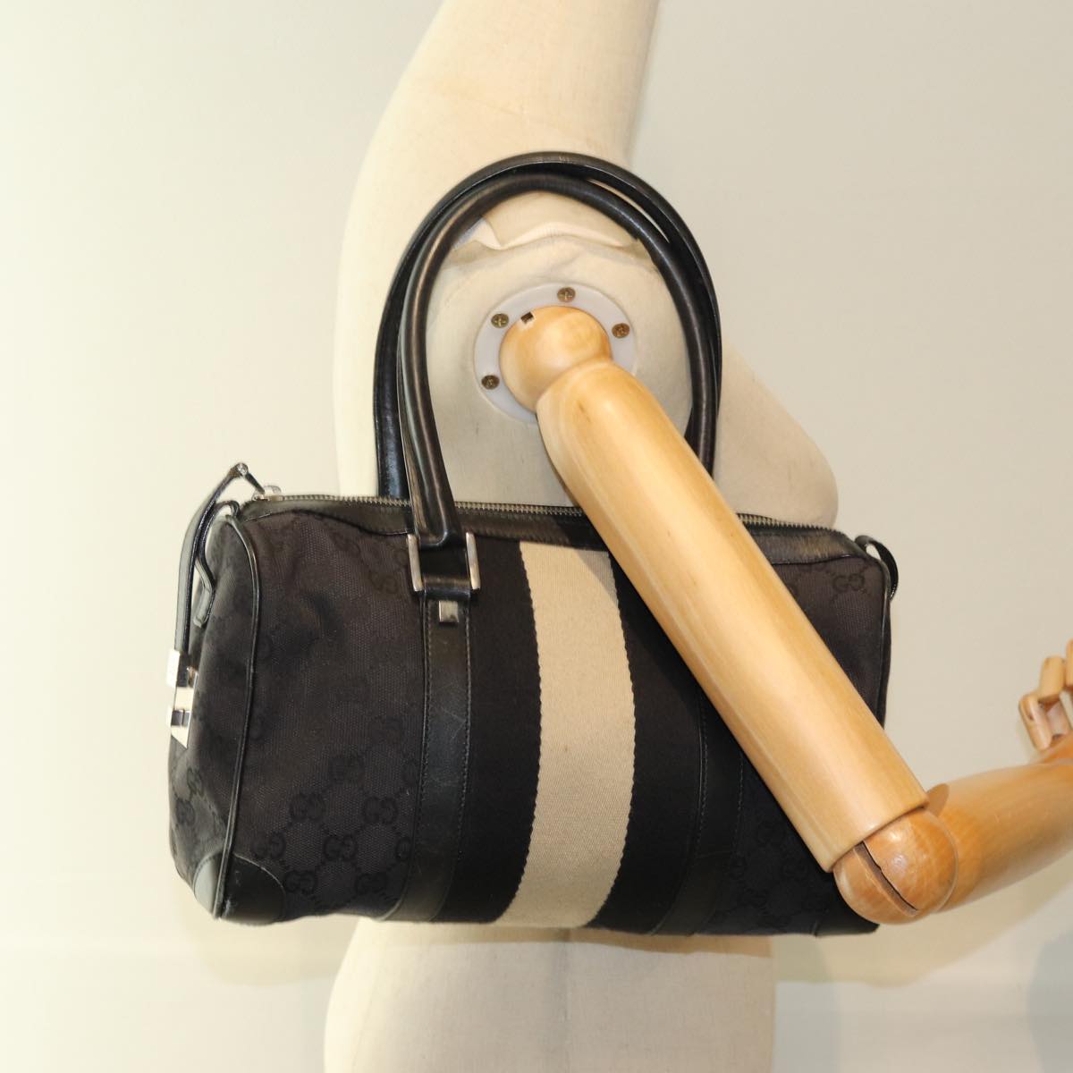 GUCCI GG Canvas Sherry Line Hand Bag White Black 000 0851 73370