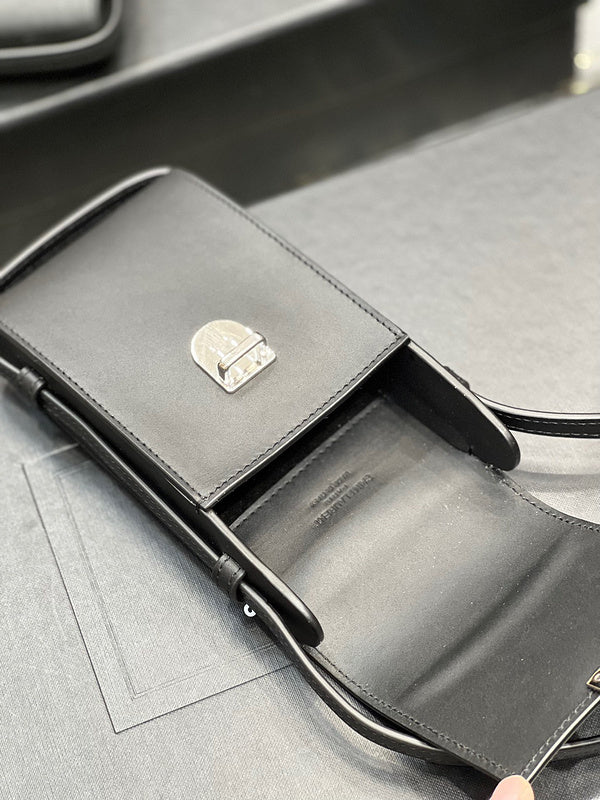 ELE - SLY Bags 015