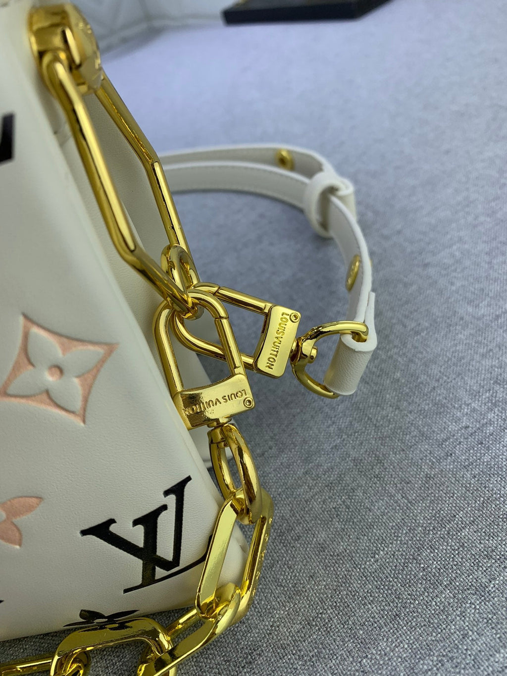 EN - Luxury Bags LUV 881