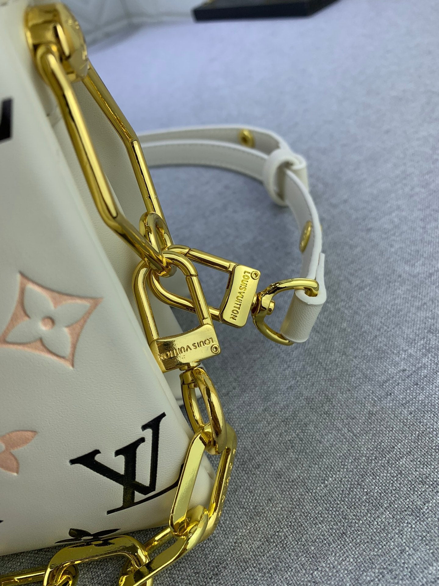 EN - Luxury Bags LUV 881
