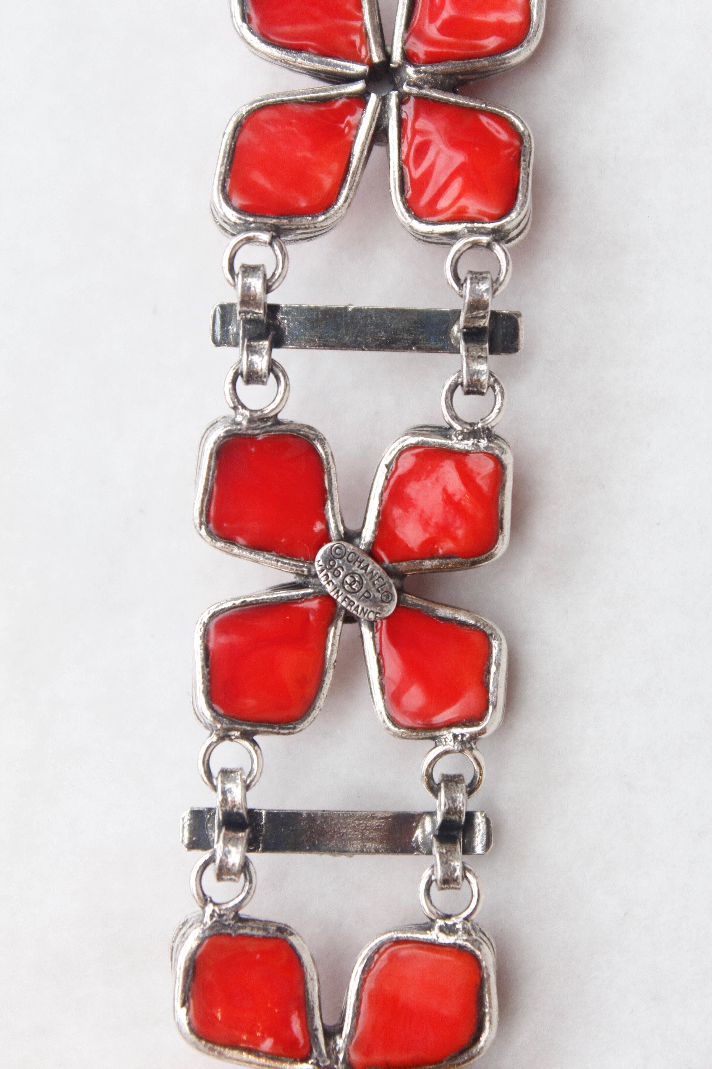 Bracelet en pâte de verre Chanel