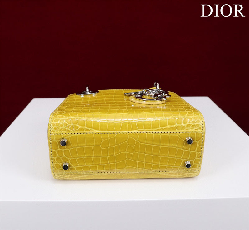 ELE - Dir Bags - 1652