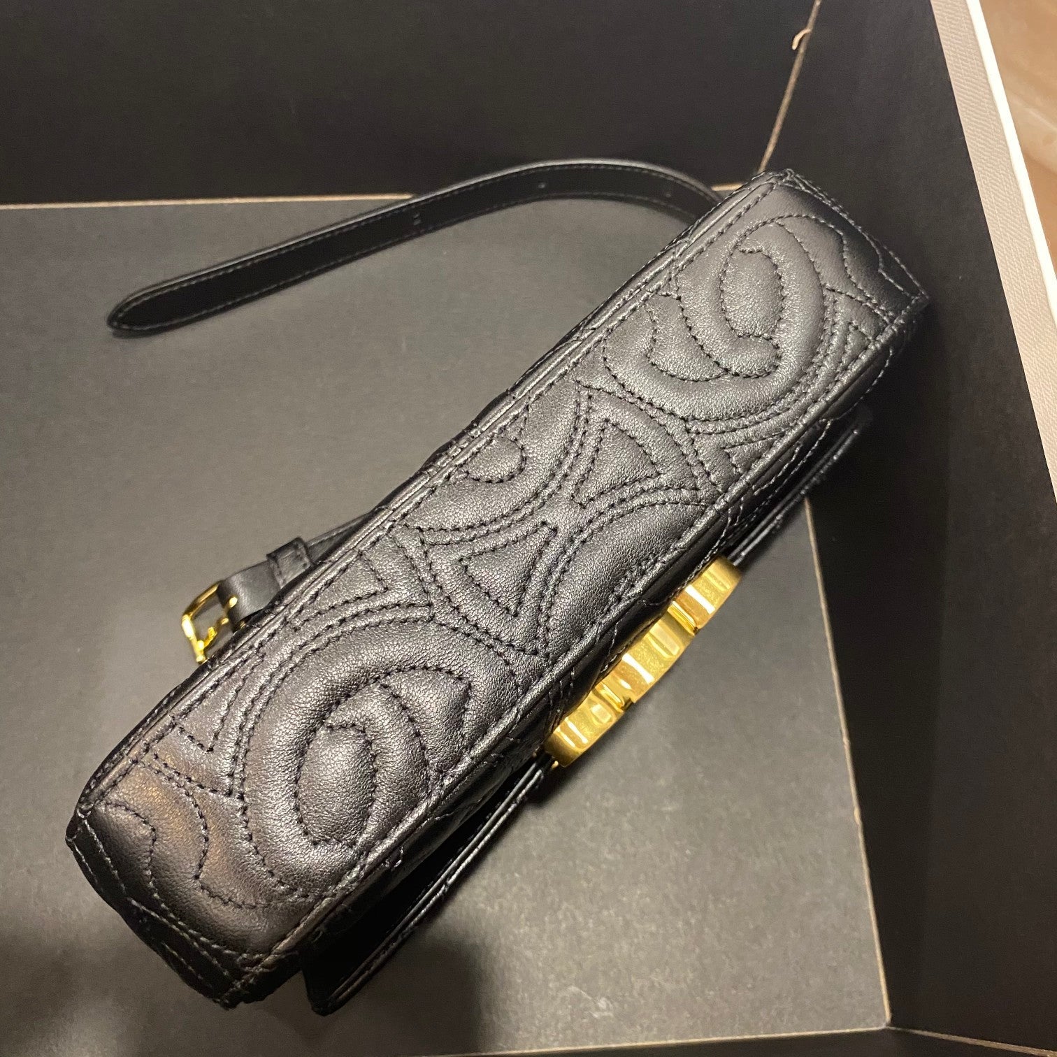 GLAMI Triomphe Shoulder Bag In Quilted Triomphe Lambskin Black For Women 8in/20cm 194143EF4.38NO