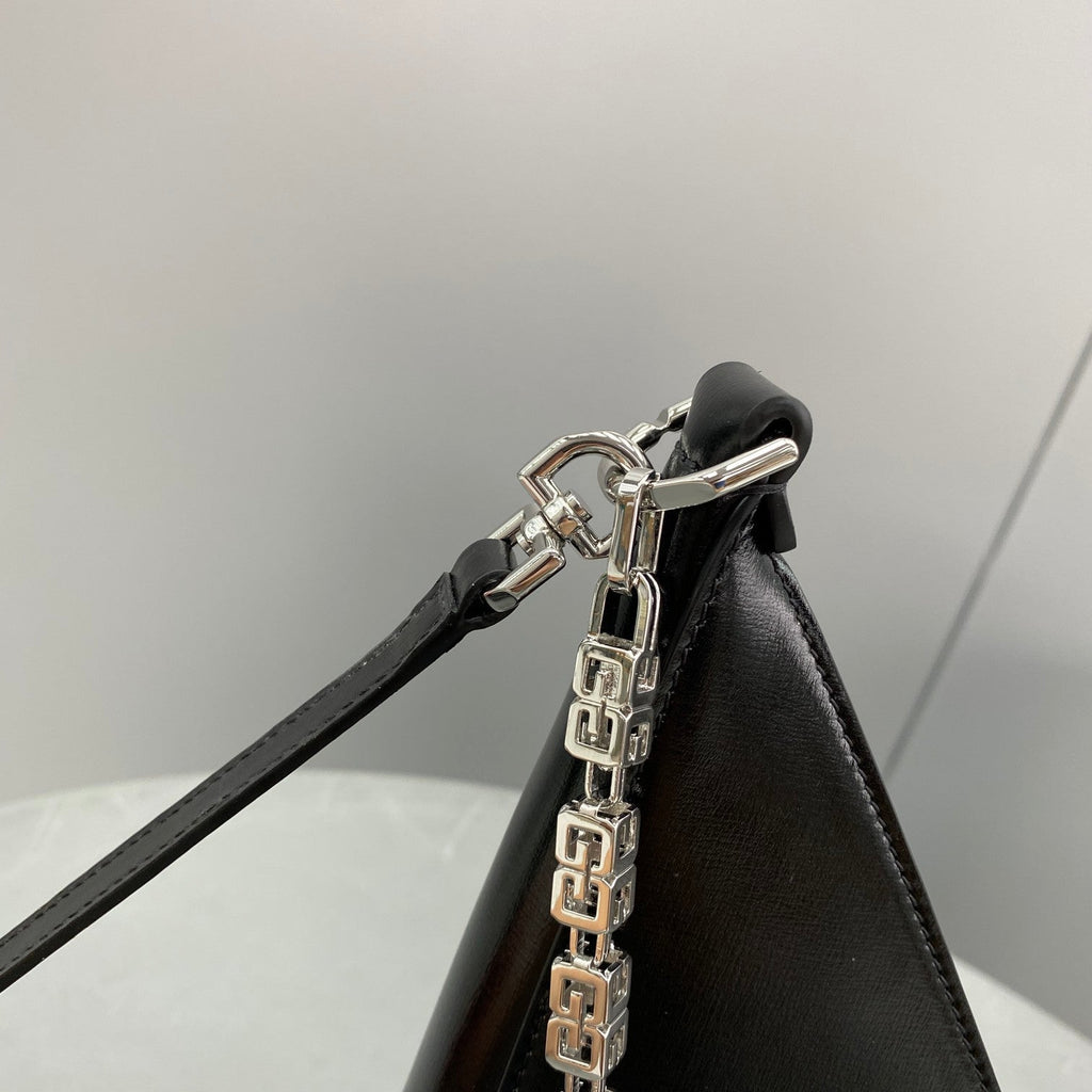 gv Small Cut Out Bag Black For Women, Handbags, Shoulder Bags 10.6in/27cm GVCÃ‚Â 