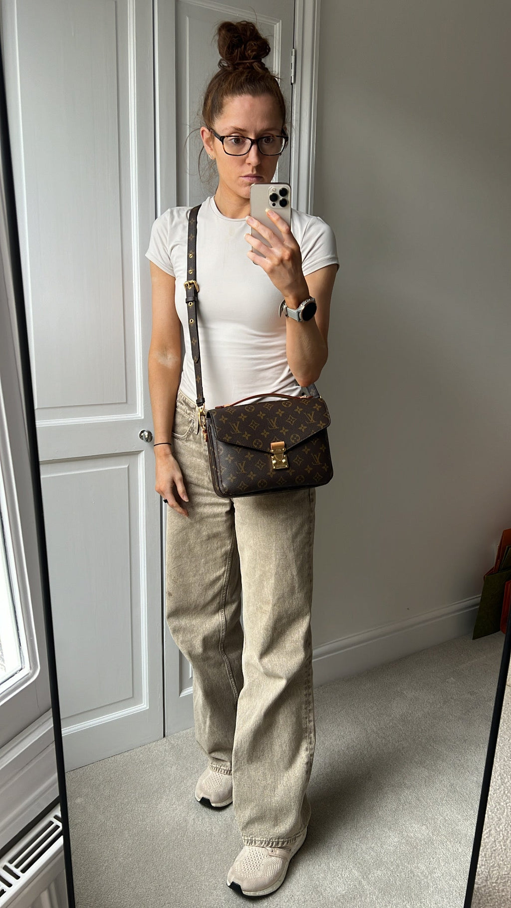 Louis Vuitton Pochette Metis Monogram (RRP £1,970)