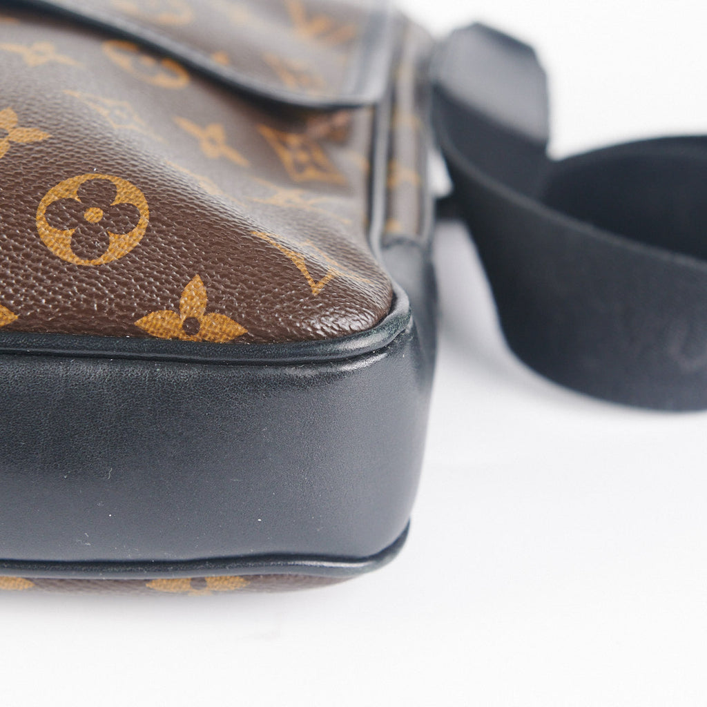 Louis Vuitton Messenger Bag Monogram Macassar