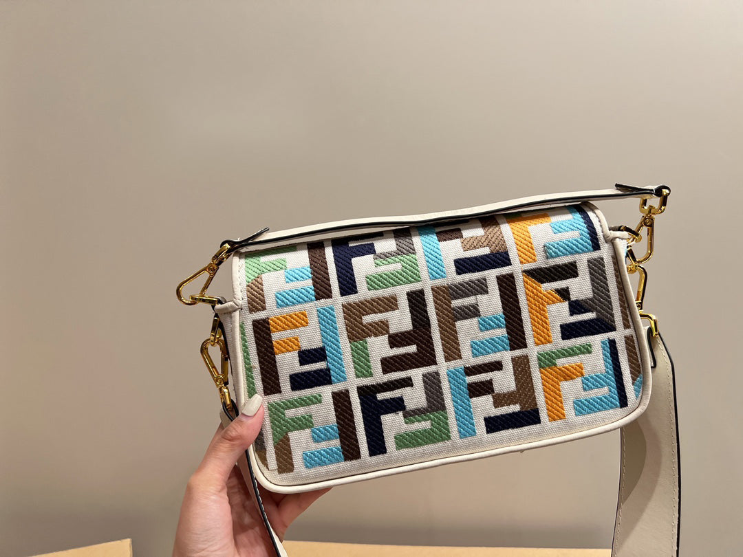 EN - Luxury Bags FEI 294