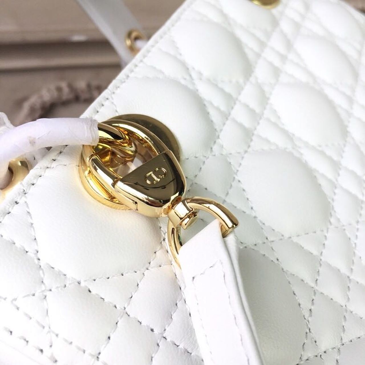 GLAMI MeGLAMIum Lady Bag Gold Toned Hardware White For Women 24cm/9in CD
