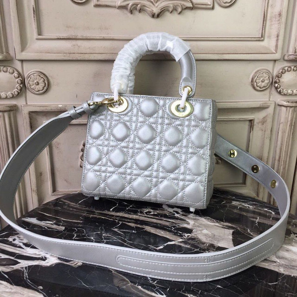 GLAMI Small Lady Bag Gold Toned Hardware Pearl Silver White For Women 8in/20cm CD