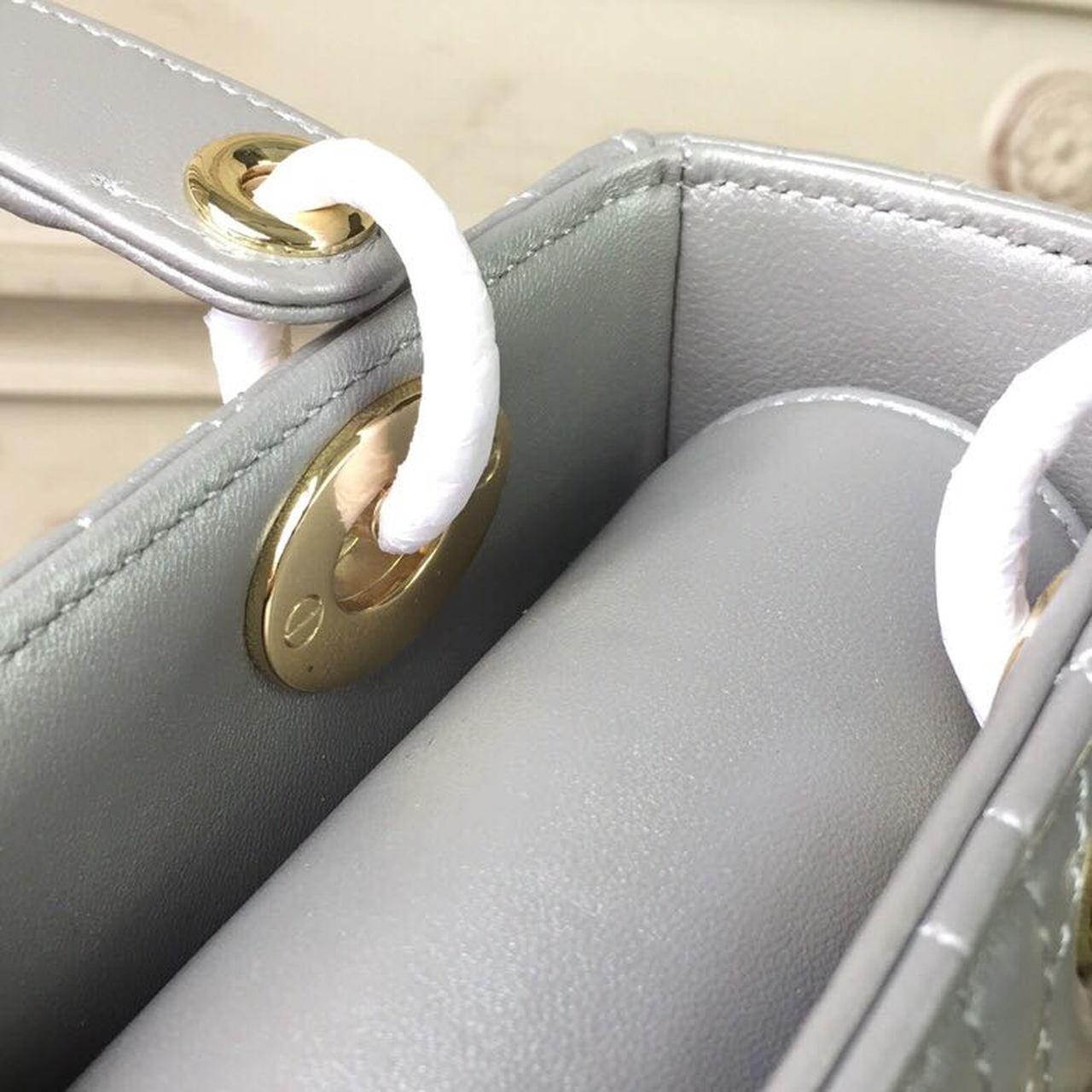 GLAMI Small Lady Bag Gold Toned Hardware Pearl Silver White For Women 8in/20cm CD