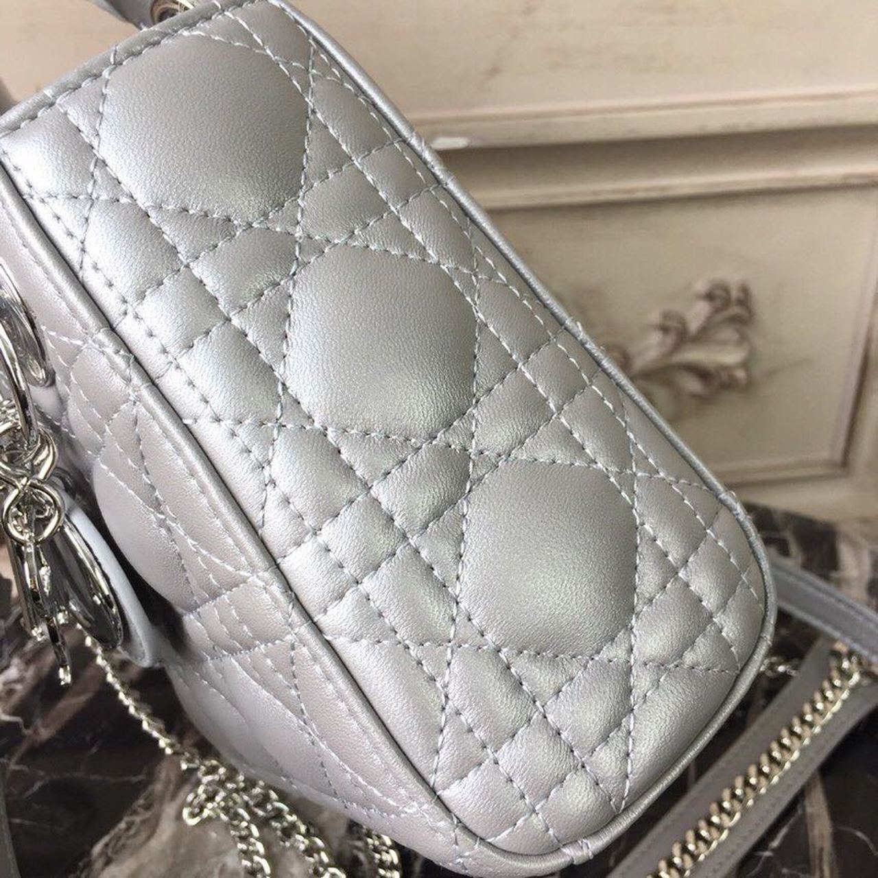 GLAMI Mini Lady Bag with Chain Silver Hardware Spring/Summer Collection, Pearl Gold, For Women WomenÃ¢â‚¬â„¢s Handbags, 18cm CD