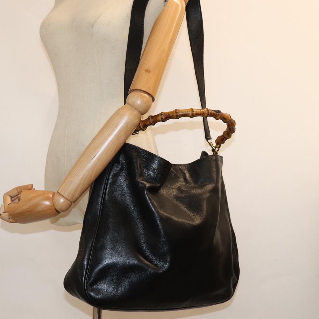 GUCCI Bamboo Shoulder Bag Leather Black 001 1998 1577 75956
