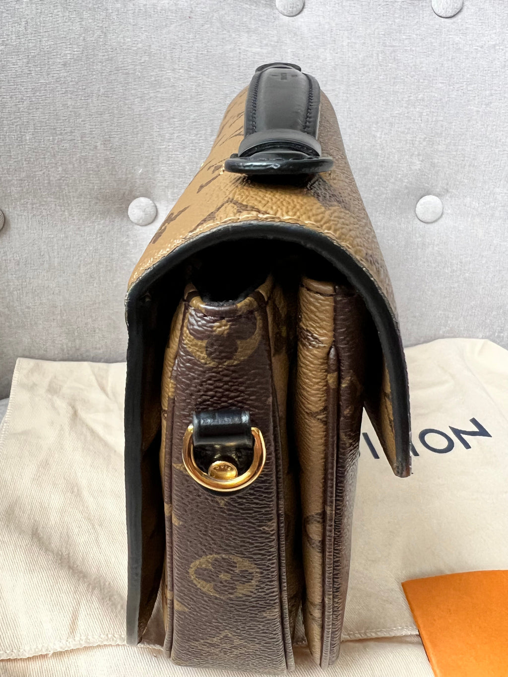 Louis Vuitton Pochette Metis Reverse Monogram (RRP £1,970)