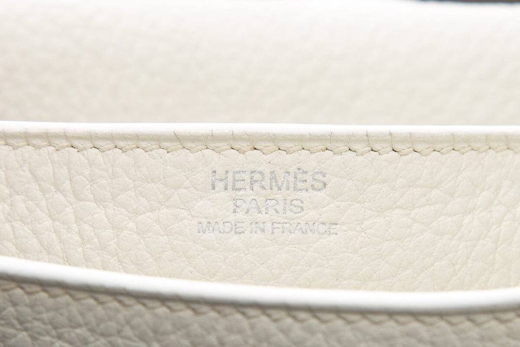 HermÃƒÆ’Ã‚Â¨s White Sac a Depeches 27 Handbag