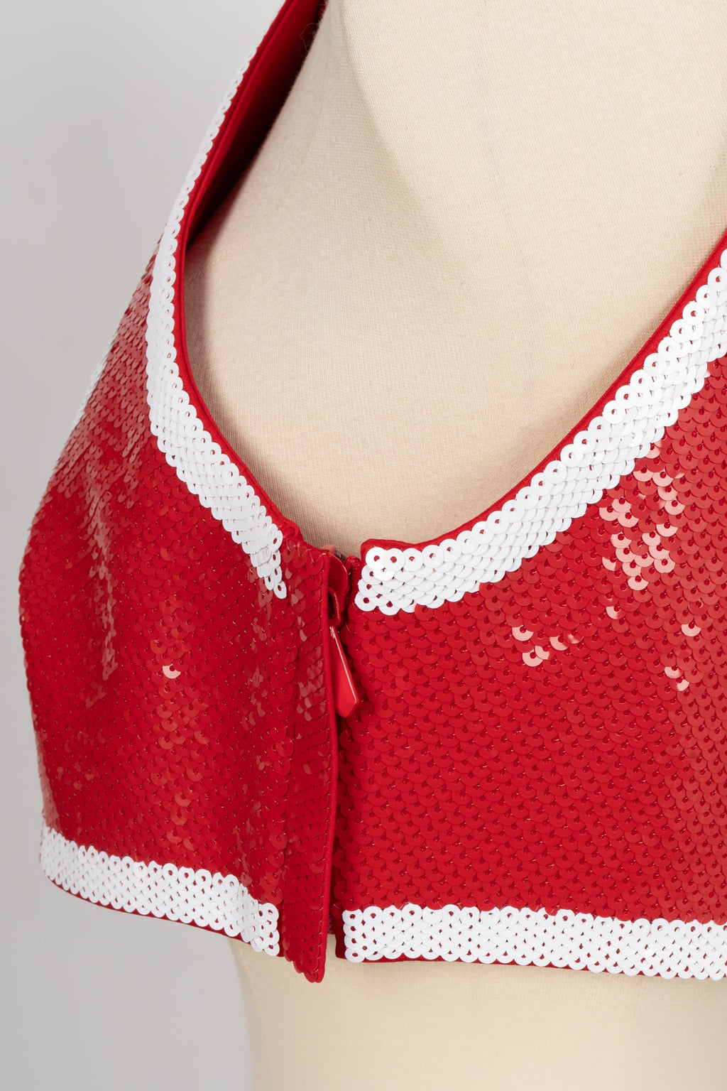 Haut ÃƒÆ’Ã‚Â  paillettes Moschino Printemps 2016