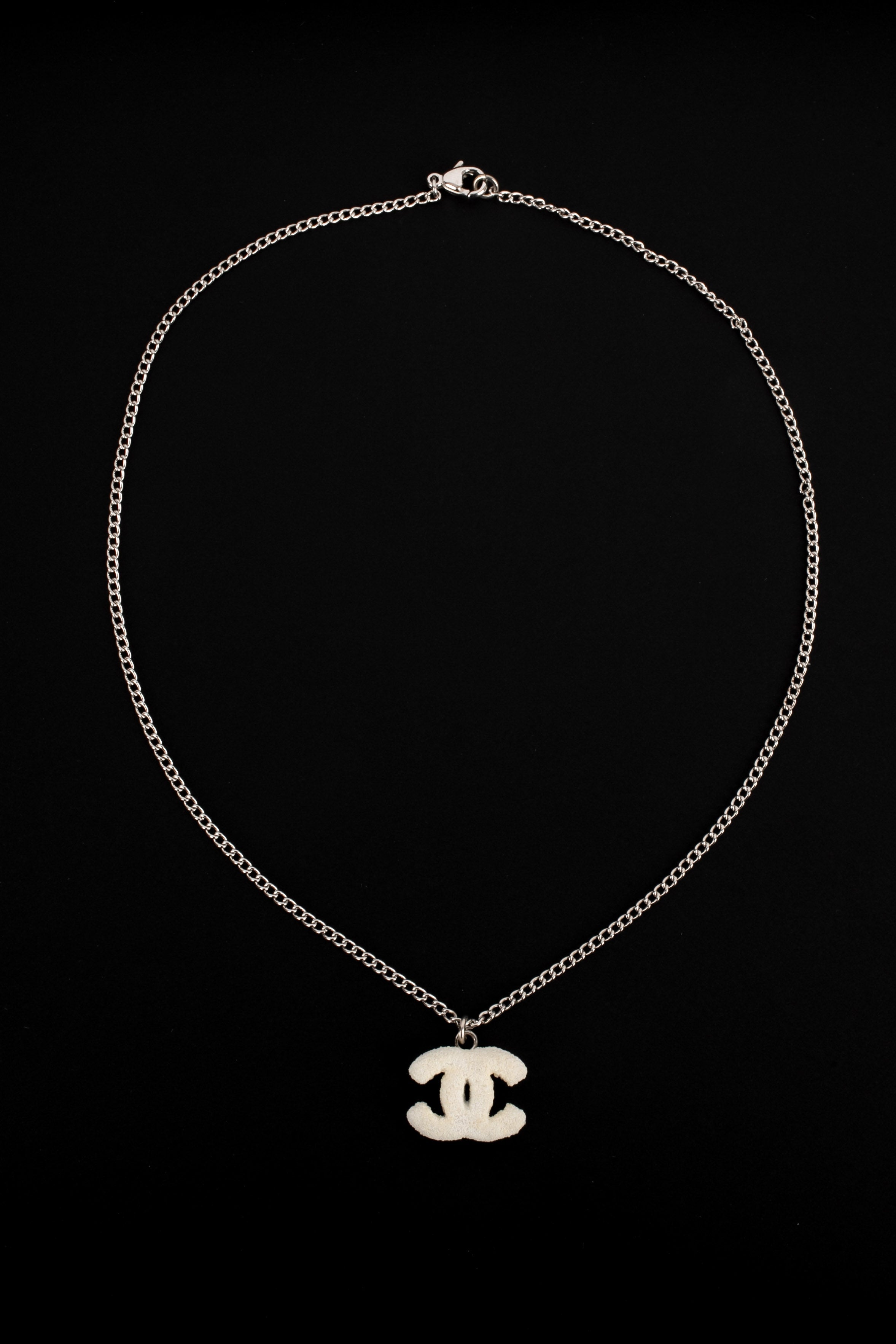 Collier cc Chanel