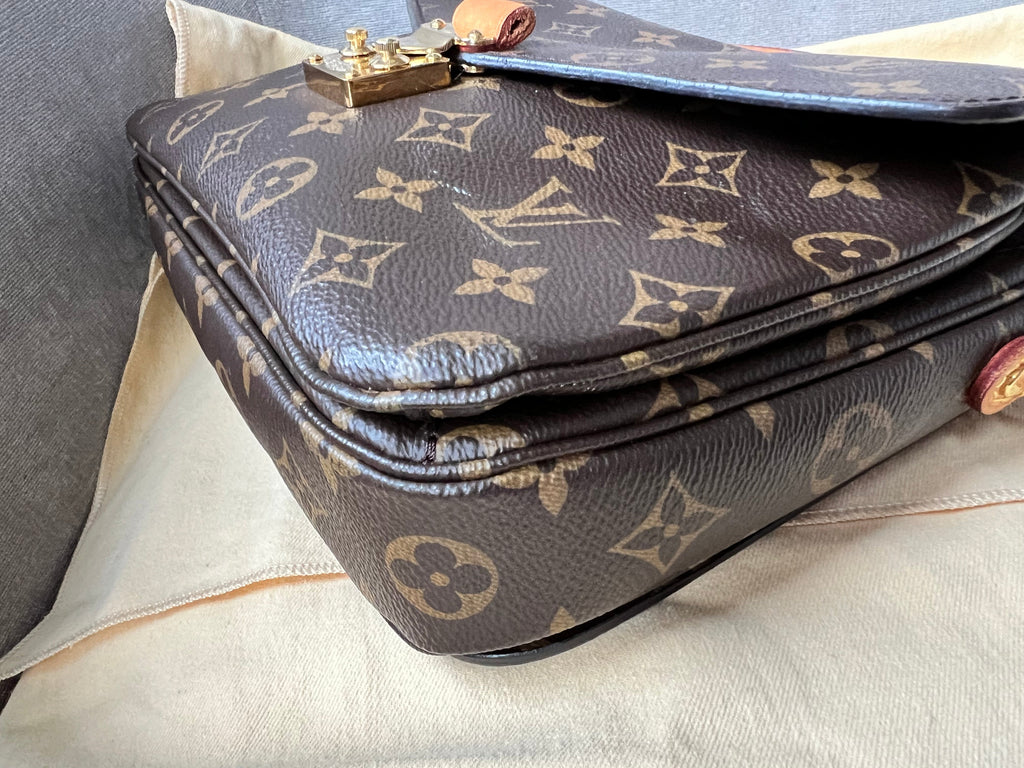 Louis Vuitton Pochette Metis Monogram (RRP £1,970)