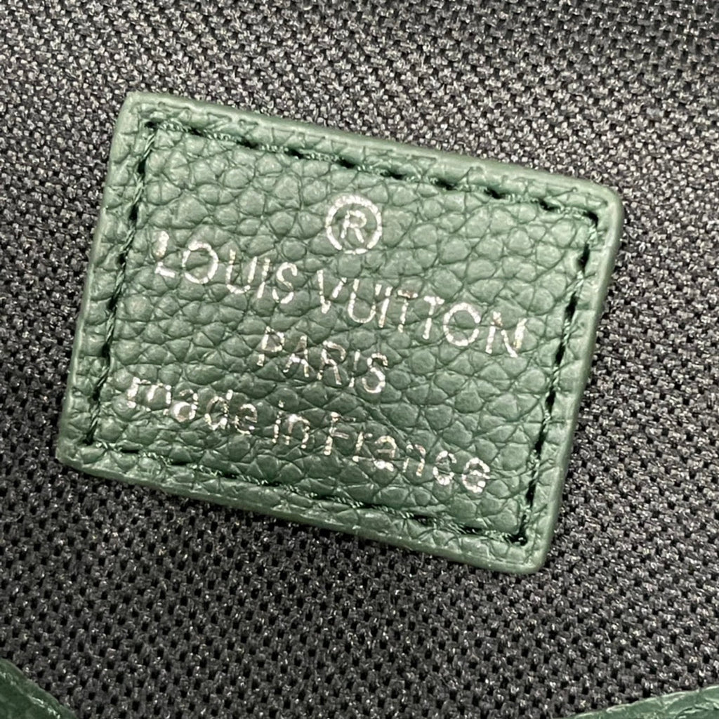EN - Luxury Bags LUV 870