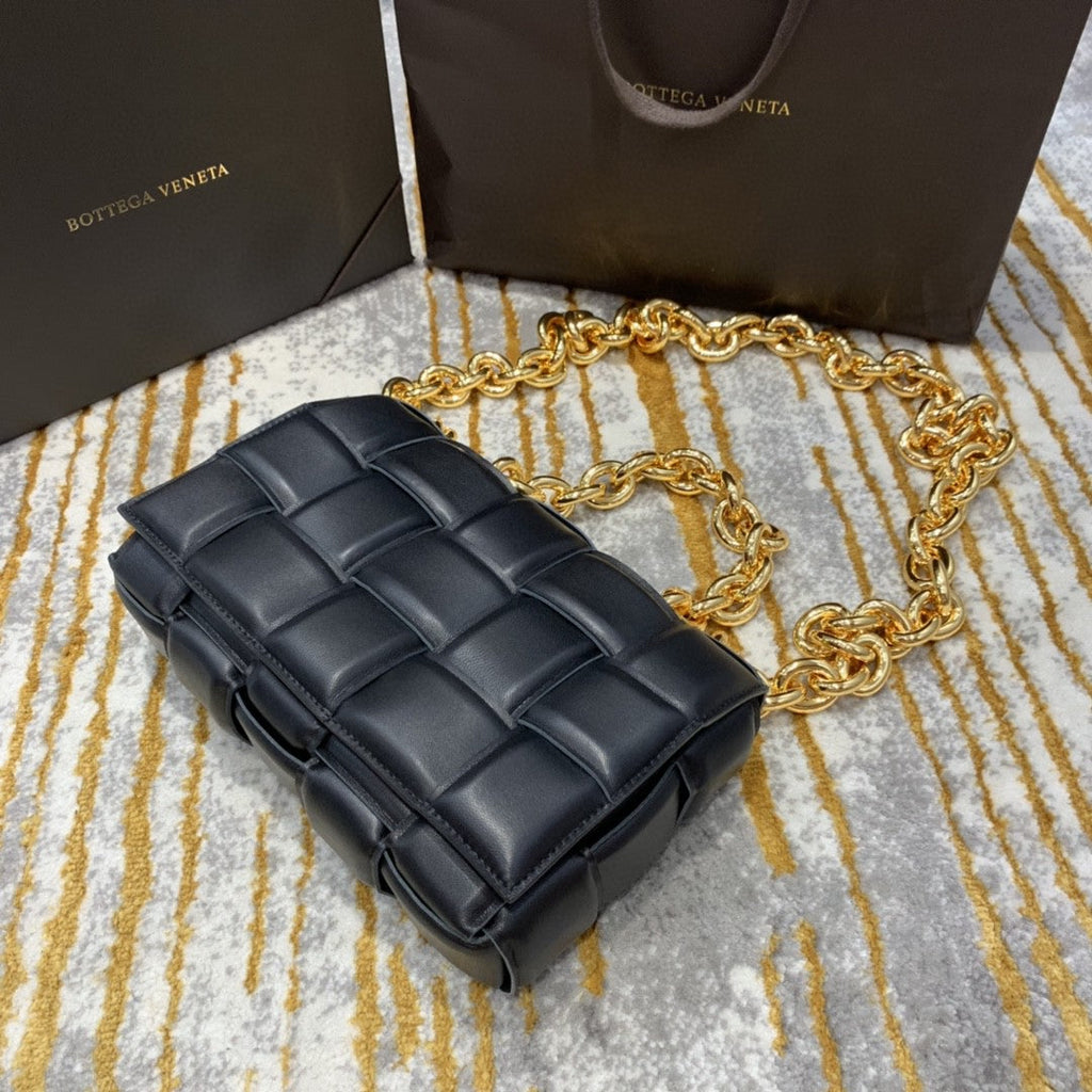GLAMI Chain Cassette Bag For Women 10.2in/26cm In Black 631421VBWZ08425
