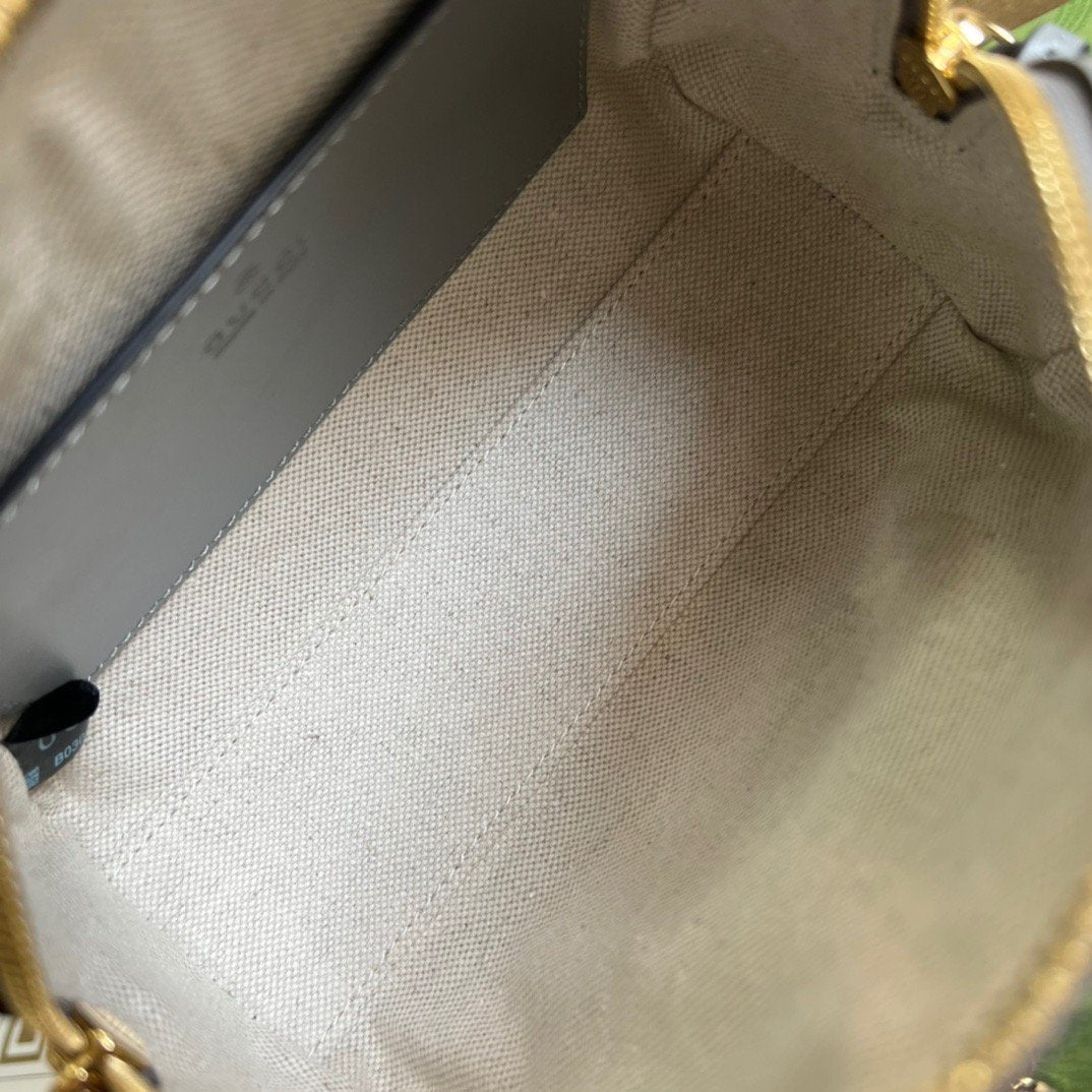 gg Matelasse Top Handle Bag Black For Women, Women’s Bags 7.5in/19cm gg ‎702251 UM8HG 1046