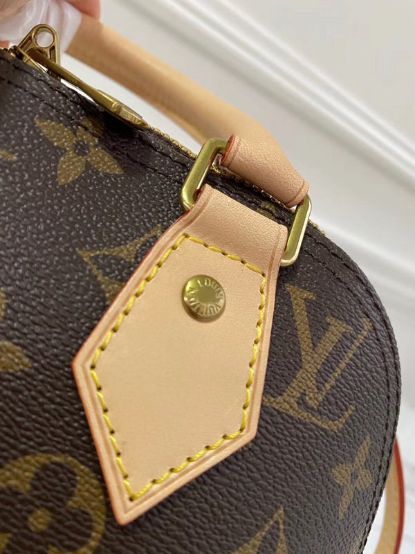 LOV2 Bags - Luxurious Bags  2588