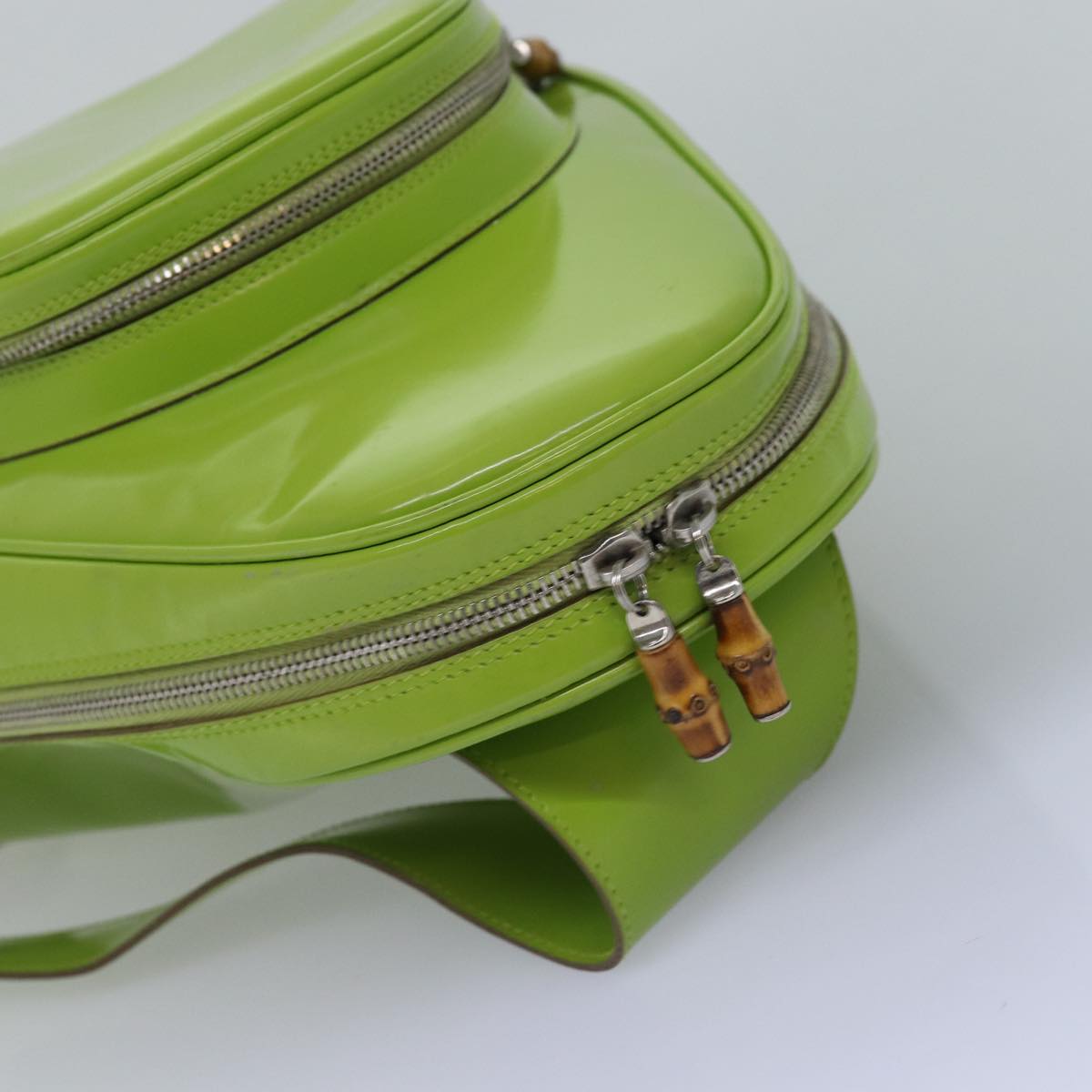 GUCCI Bamboo Body Bag Enamel Green 003 2113 0027 77013