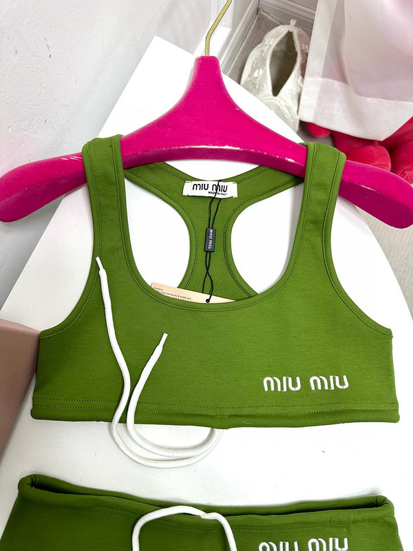 Glami - MMU Women Clothes - 723