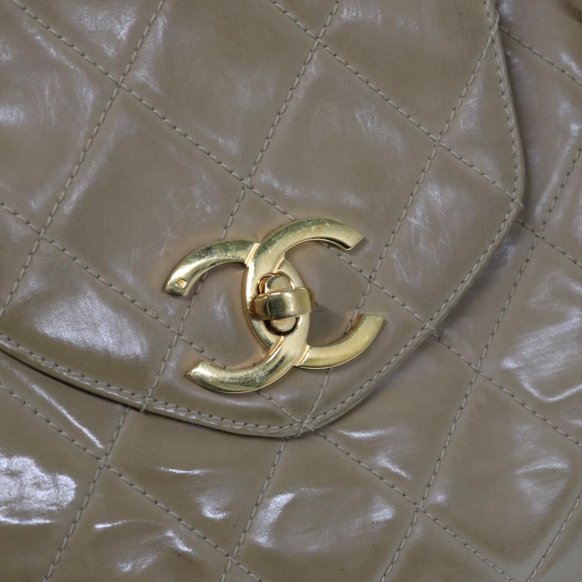 CHANEL Super Model bag Chain Turn Lock Bag Patent leather Beige CC 77488