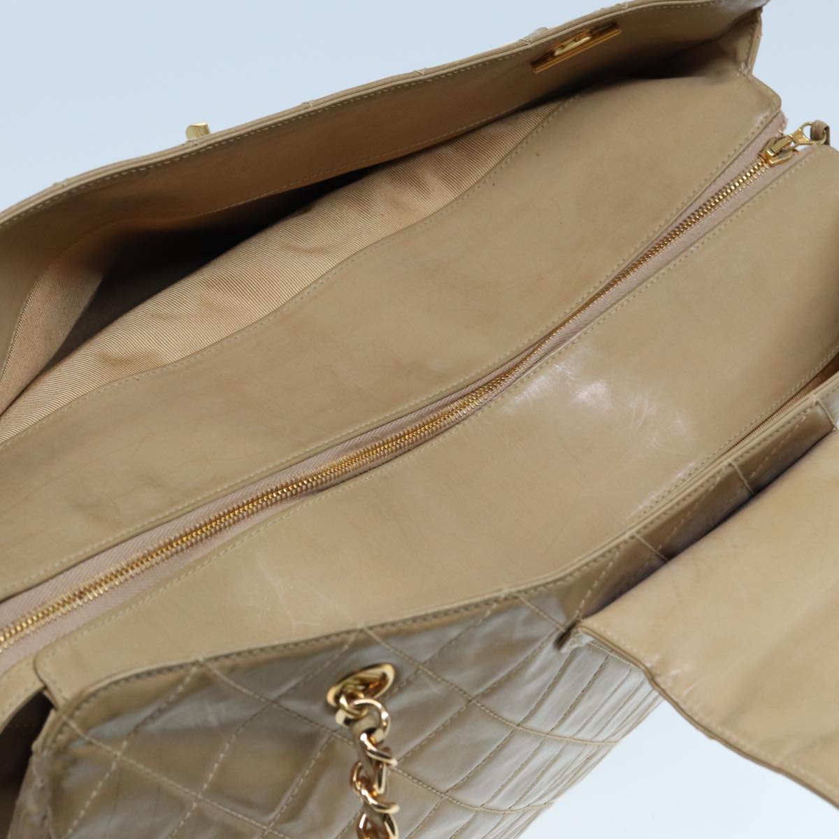 CHANEL Super Model bag Chain Turn Lock Bag Patent leather Beige CC 77488