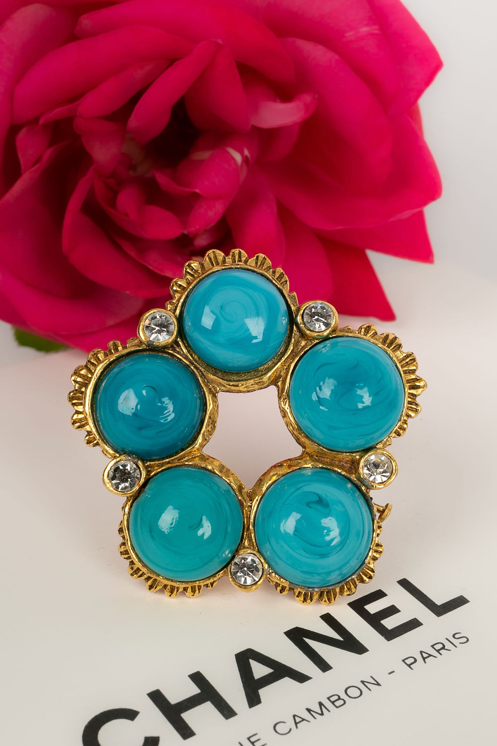 Broche Chanel