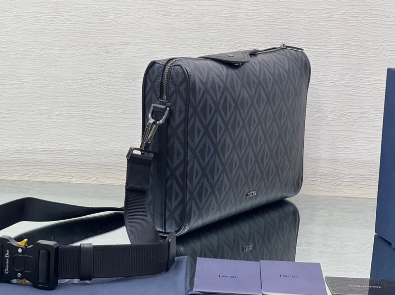 ELE - Dir Bags - 1568