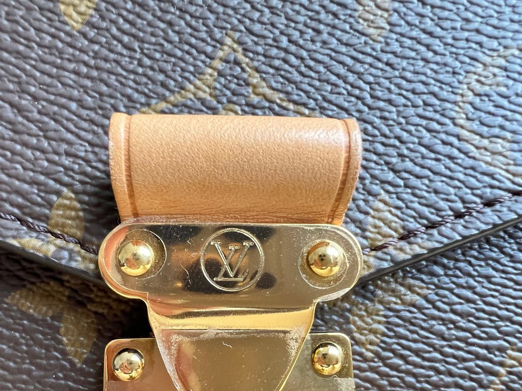 Louis Vuitton Pochette Metis Monogram (RRP £1,970)