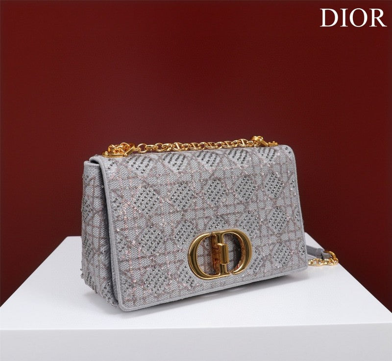 ELE - Dir Bags - 2009