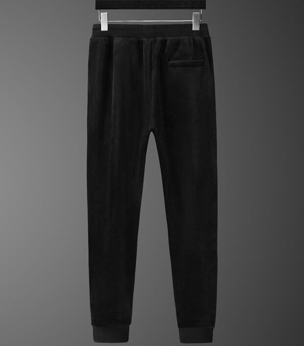SAMC - VAR Clothes - 092